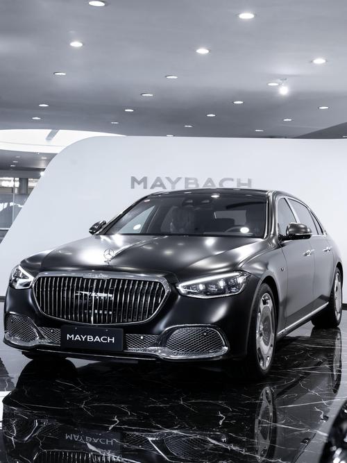 成都168岚图汽车的售后服务让用户无忧出行，迈巴赫未来的豪华车趋势